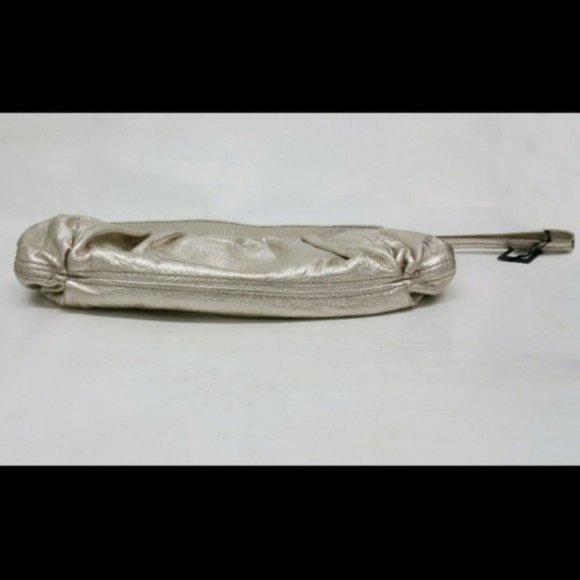 SOLD Banana Republic Gold Metallic Leather Clutch - Picture 8 of 8